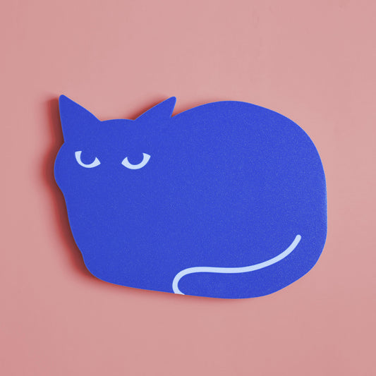 magnetic key holder in the shape of a blue cat